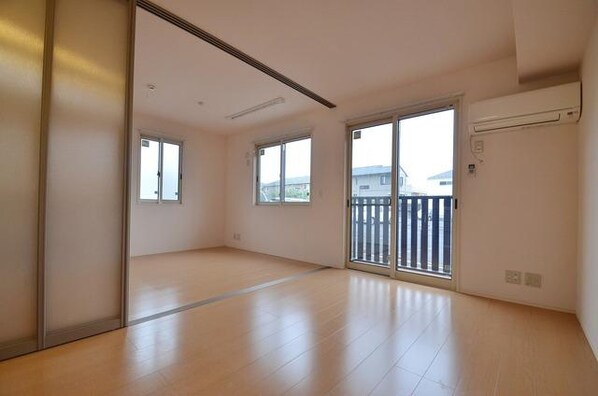 コートプラセール Bの物件内観写真